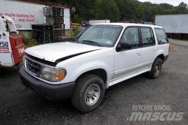 Ford Explorer Pick up/Fiancata ribaltabile