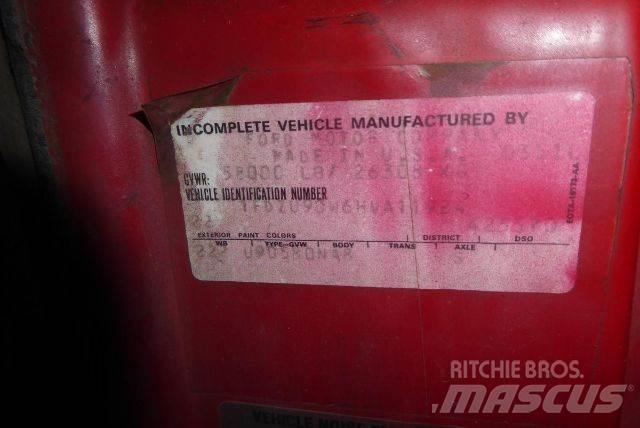 Ford L9000 Autocabinati