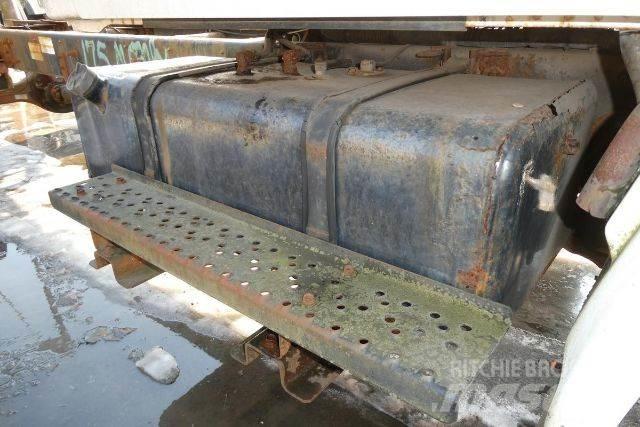 Hino 145 Autocabinati
