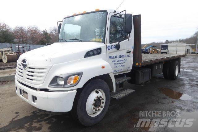 Hino 308 Camion con sponde ribaltabili