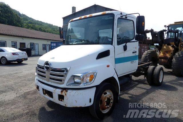 Hino NB165 Autocabinati