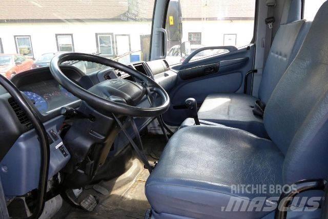 Hino NB165 Autocabinati