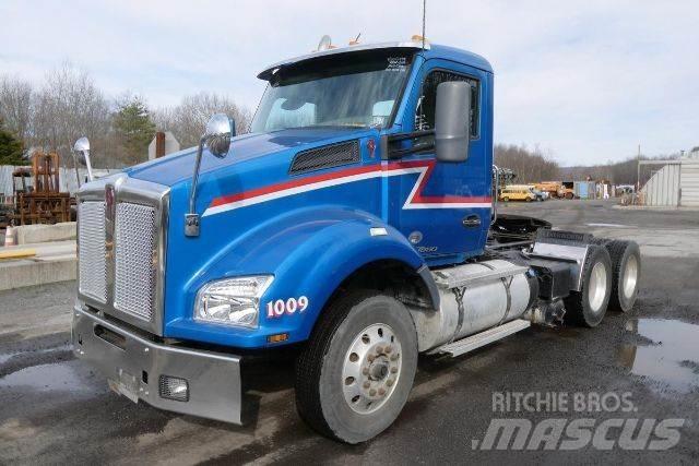 Kenworth T880 Autocabinati