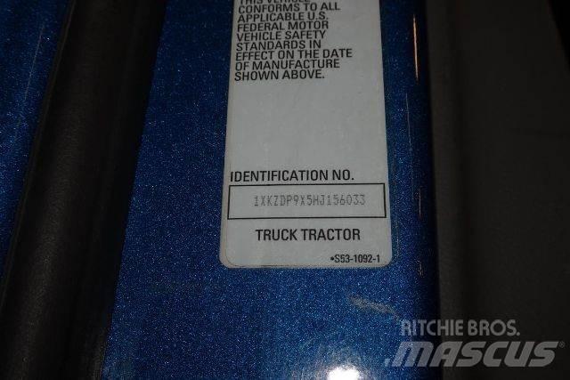 Kenworth T880 Autocabinati