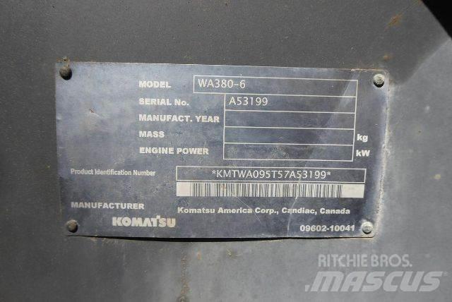 Komatsu WA380-6 Pale gommate