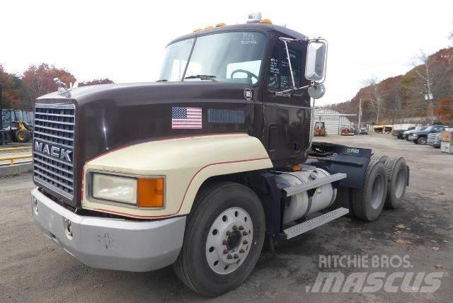 Mack CH613 Autocabinati