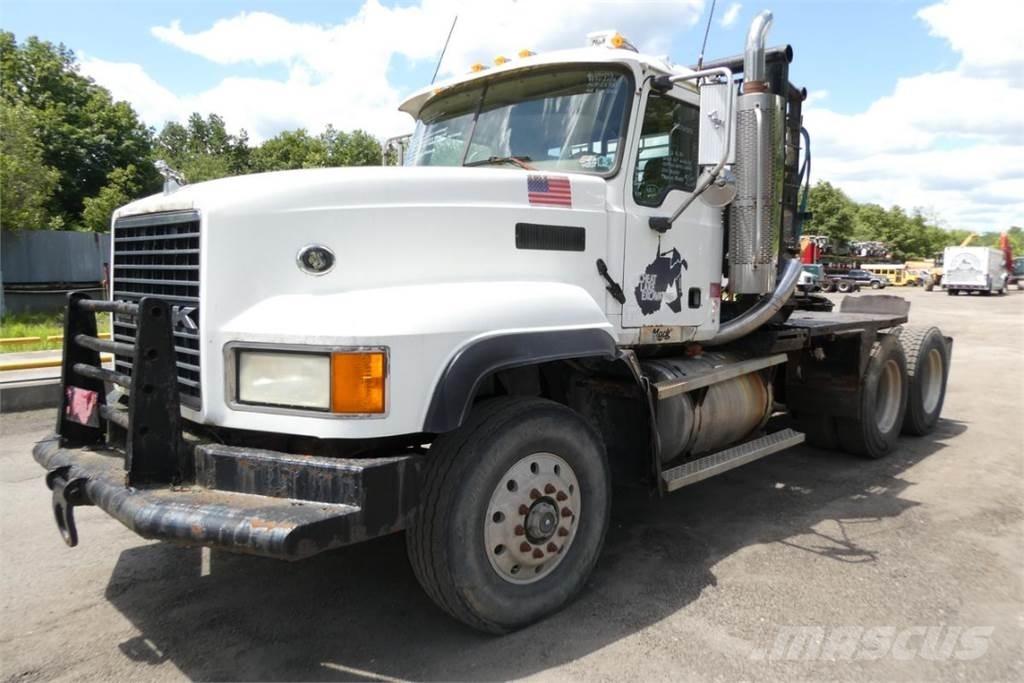 Mack CL733 Autocabinati