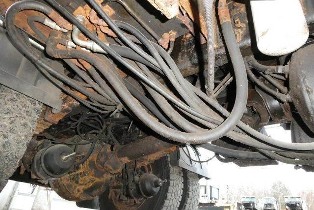 Mack CV712 Camion ribaltabili