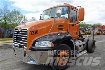 Mack CX612 Autocabinati