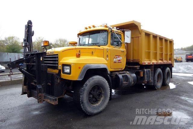 Mack RD690S Camion ribaltabili