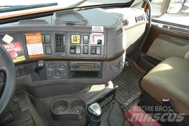 Volvo VNM42T Autocabinati