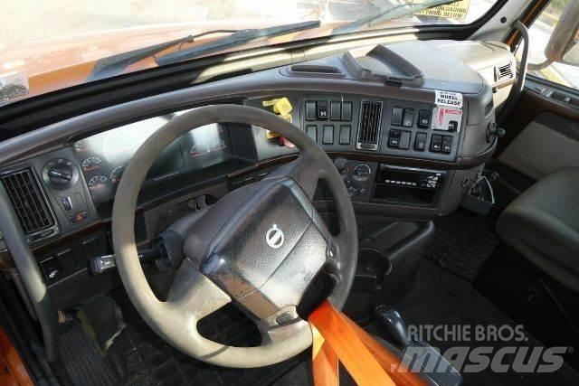 Volvo VNM64T Autocabinati
