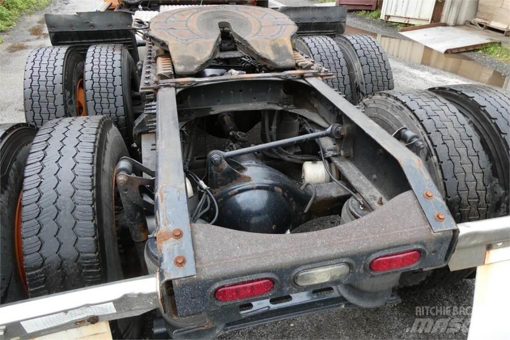 Volvo VNM64T Autocabinati