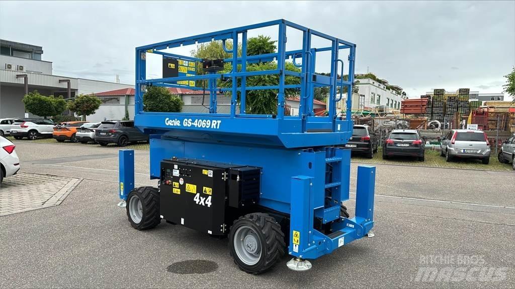 Genie GS-4069 RT Piattaforme a pantografo
