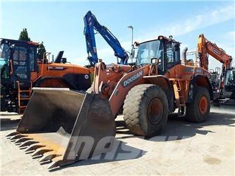 Doosan DL450-3 Pale gommate