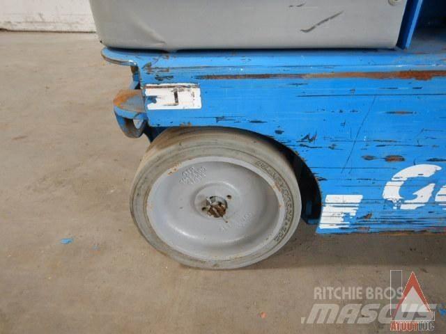 Genie GR-15 Piattaforme a braccio articolato
