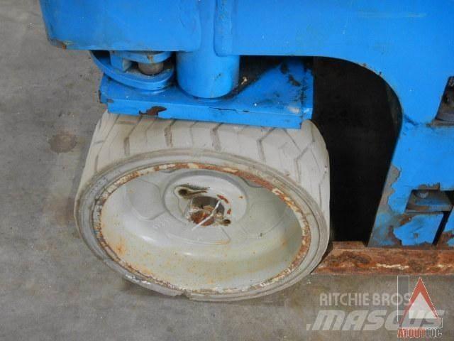 Genie GS-1932 Piattaforme a braccio articolato
