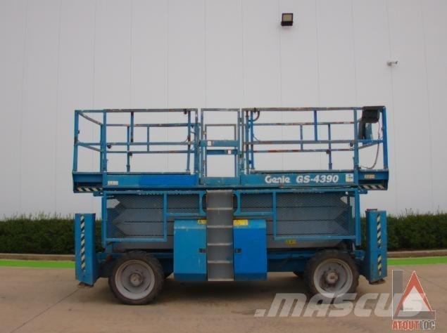 Genie GS-4390RT Piattaforme a braccio articolato