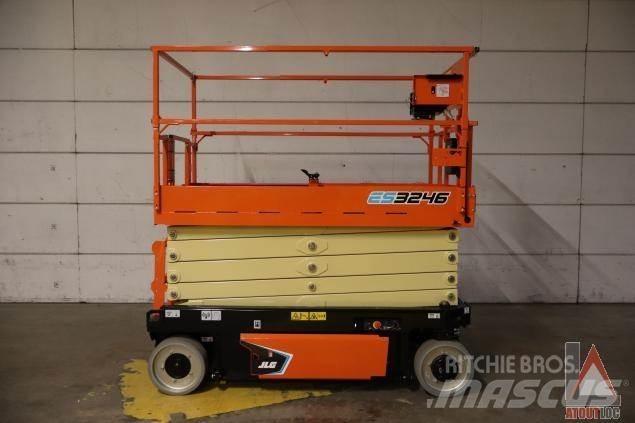 JLG 3246ES Piattaforme a braccio articolato