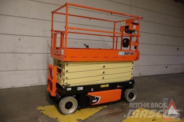 JLG 3246ES Piattaforme a braccio articolato