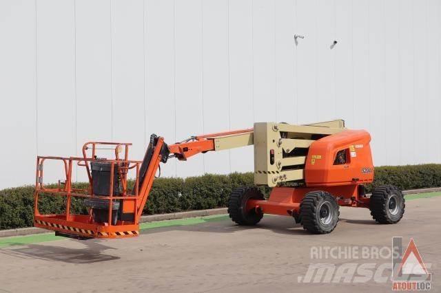 JLG 520AJ Piattaforme a braccio articolato