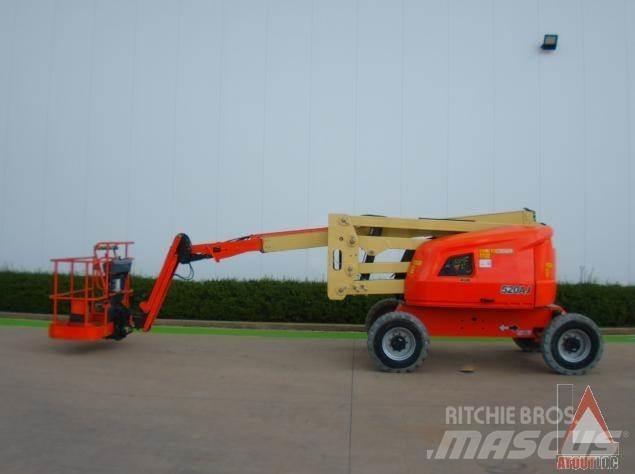 JLG 520AJ Piattaforme a braccio articolato