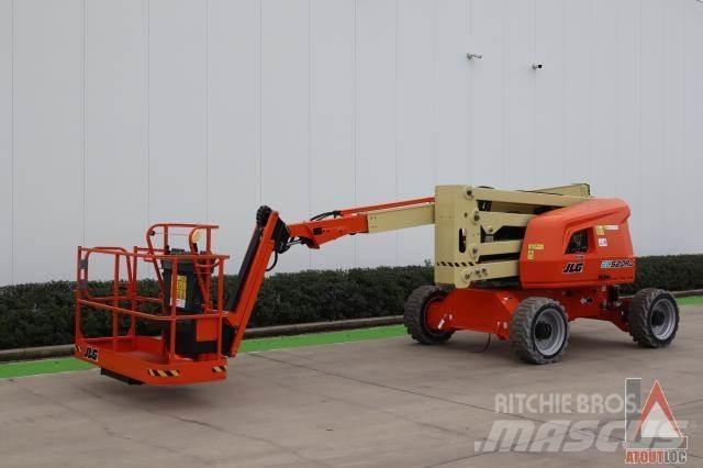JLG EC 520AJ Piattaforme a braccio articolato