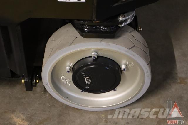 JLG ES3246 Piattaforme a braccio articolato