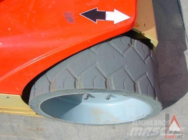 JLG TOUCAN 12E + Piattaforme a braccio articolato