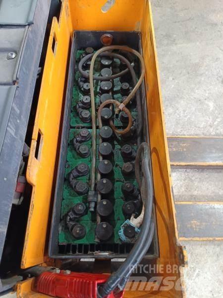 OMG 320KN AC Transpallet manuale