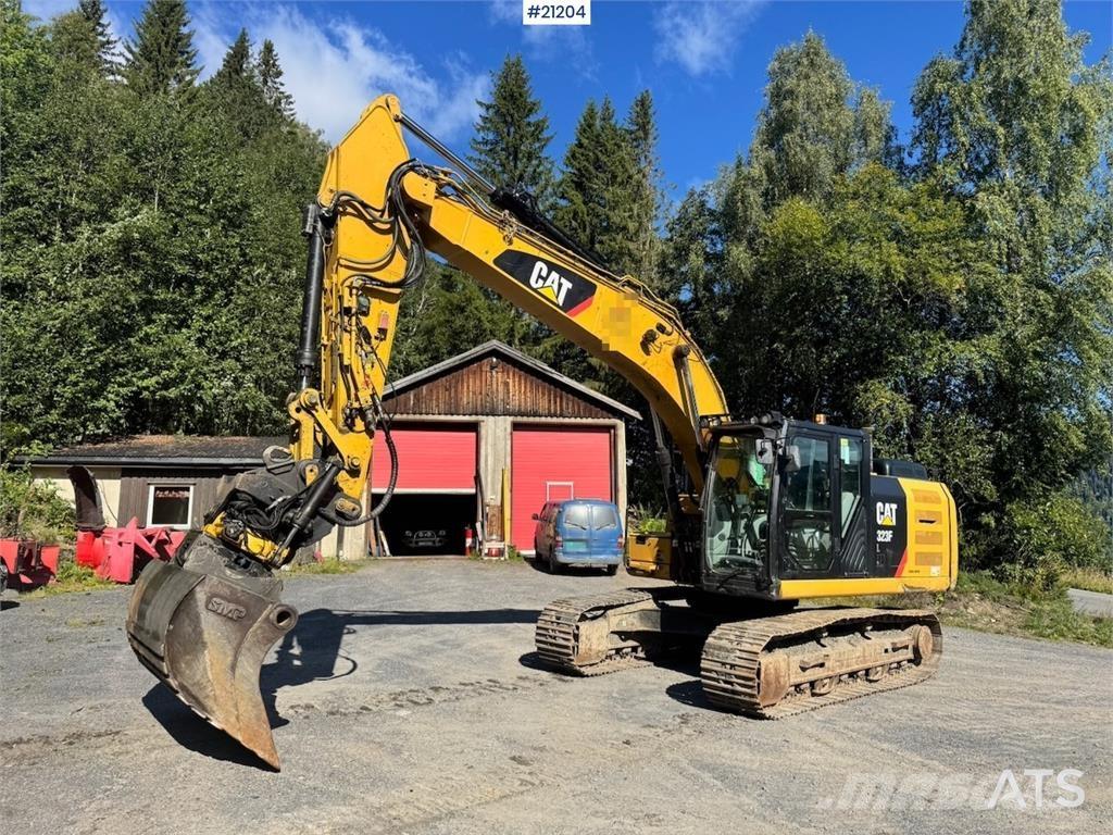 CAT 323FL Escavatori cingolati