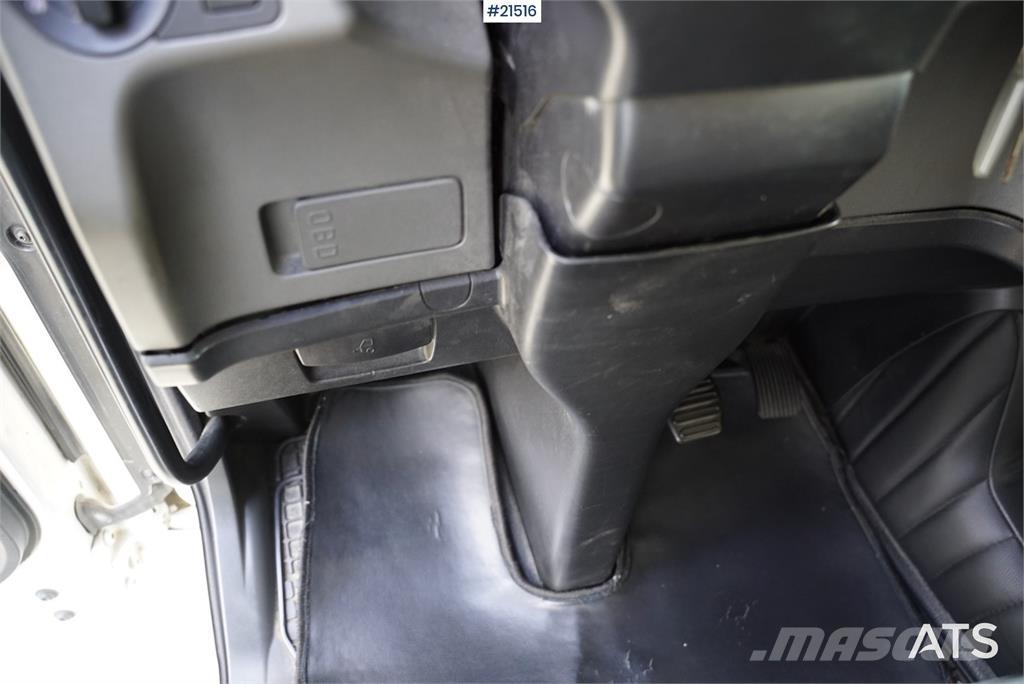 MAN TGX 35.560 Camion con gancio di sollevamento