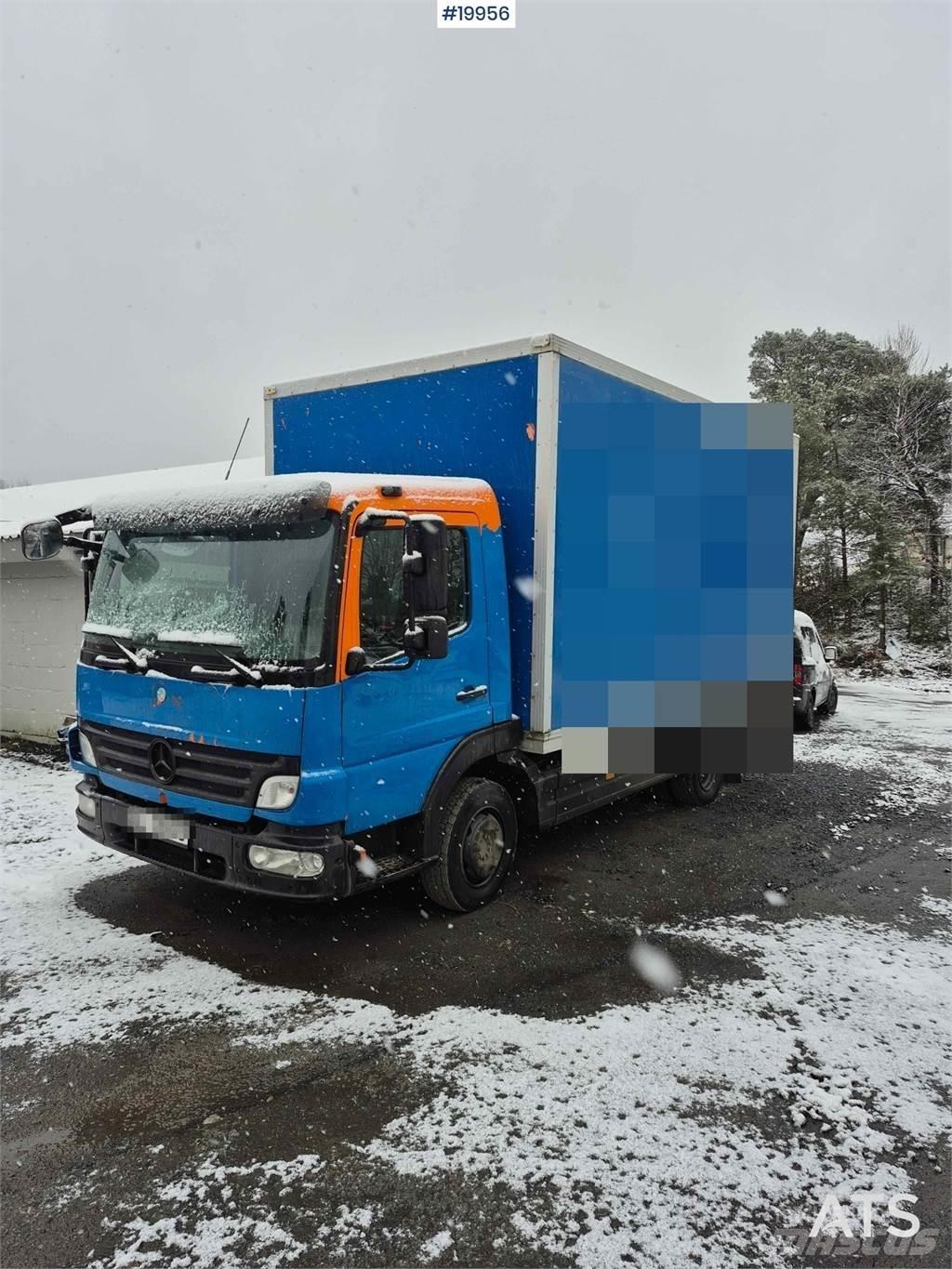 Mercedes-Benz 818 Camion cassonati
