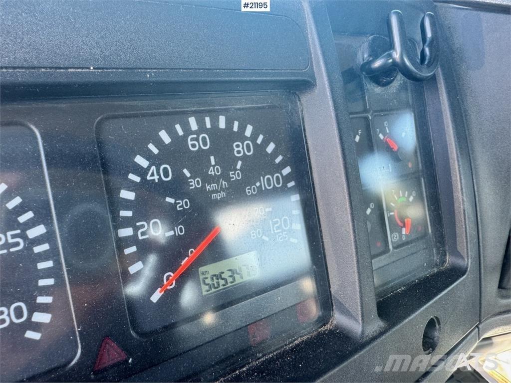 Volvo FL250 Truck. Camion con sponde ribaltabili
