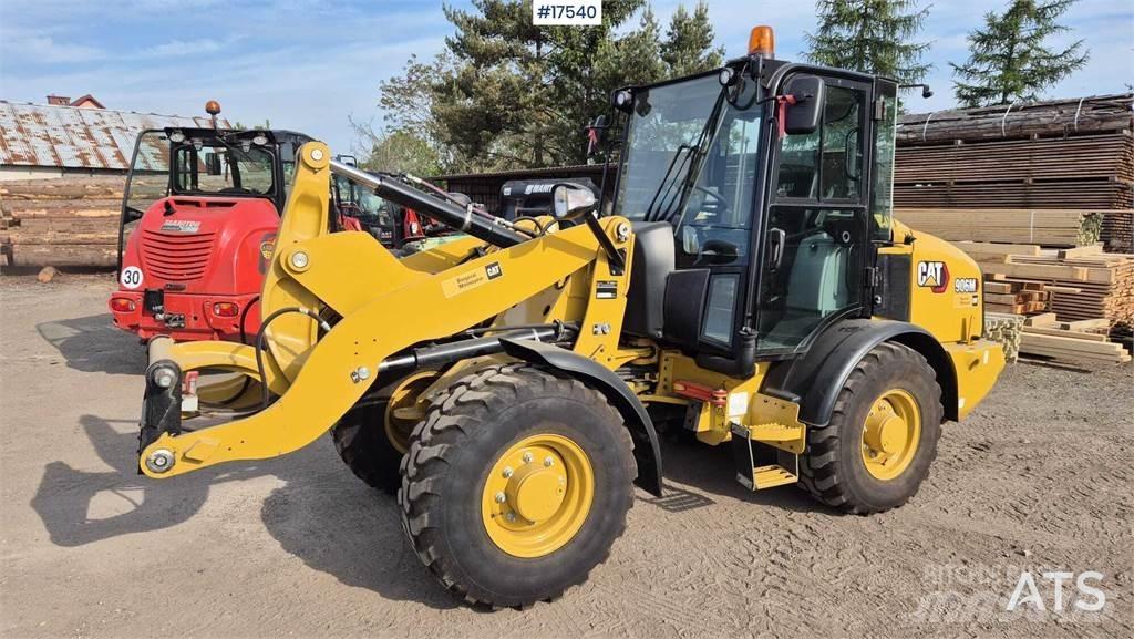 CAT 906M Pale gommate