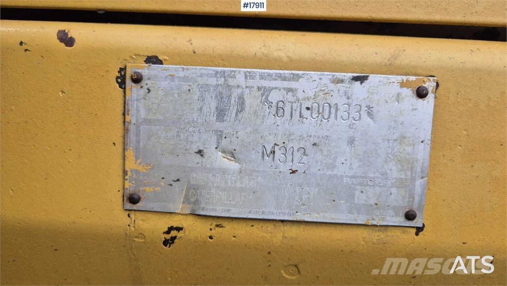 CAT M312 Escavatori gommati