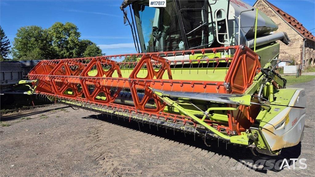 CLAAS Tucano 440 Mietitrebbiatrici