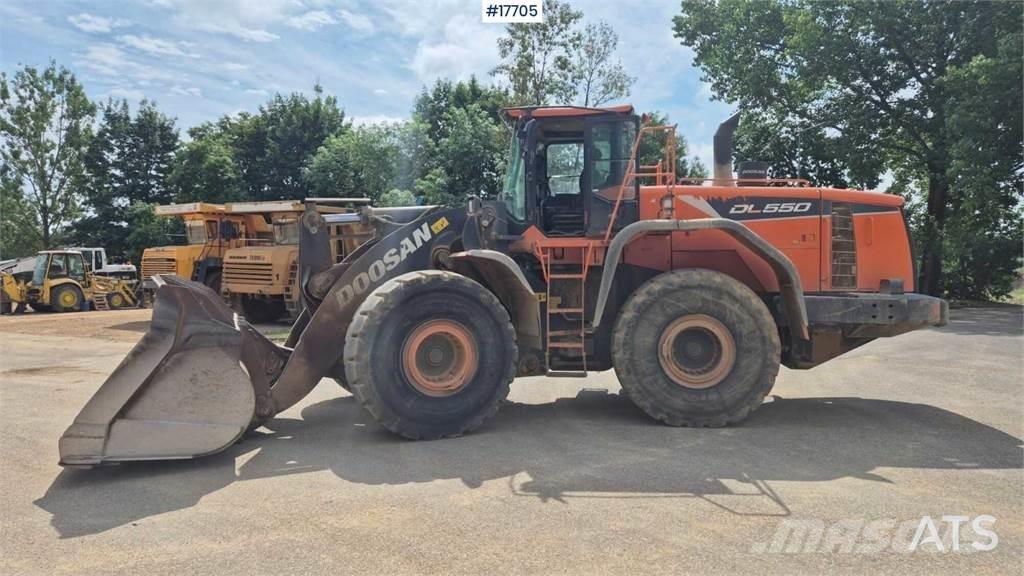 Doosan DL550-5 Pale gommate