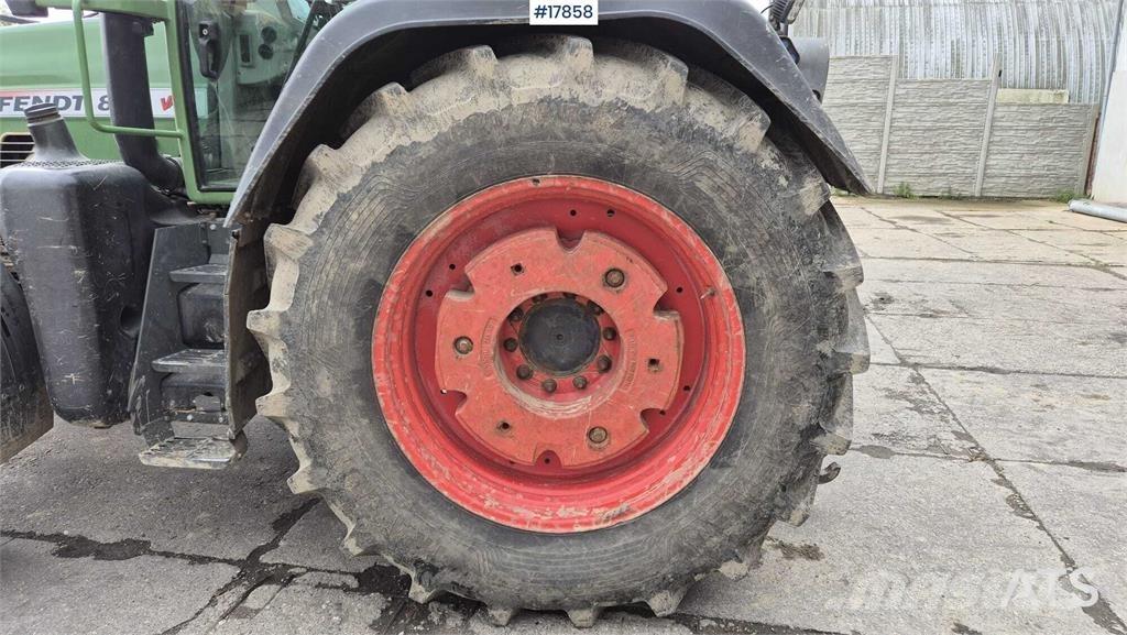 Fendt Vario 820 Trattori