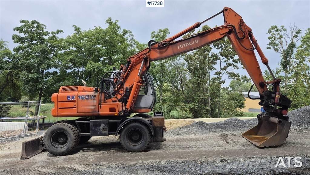 Hitachi EX 165W Escavatori gommati