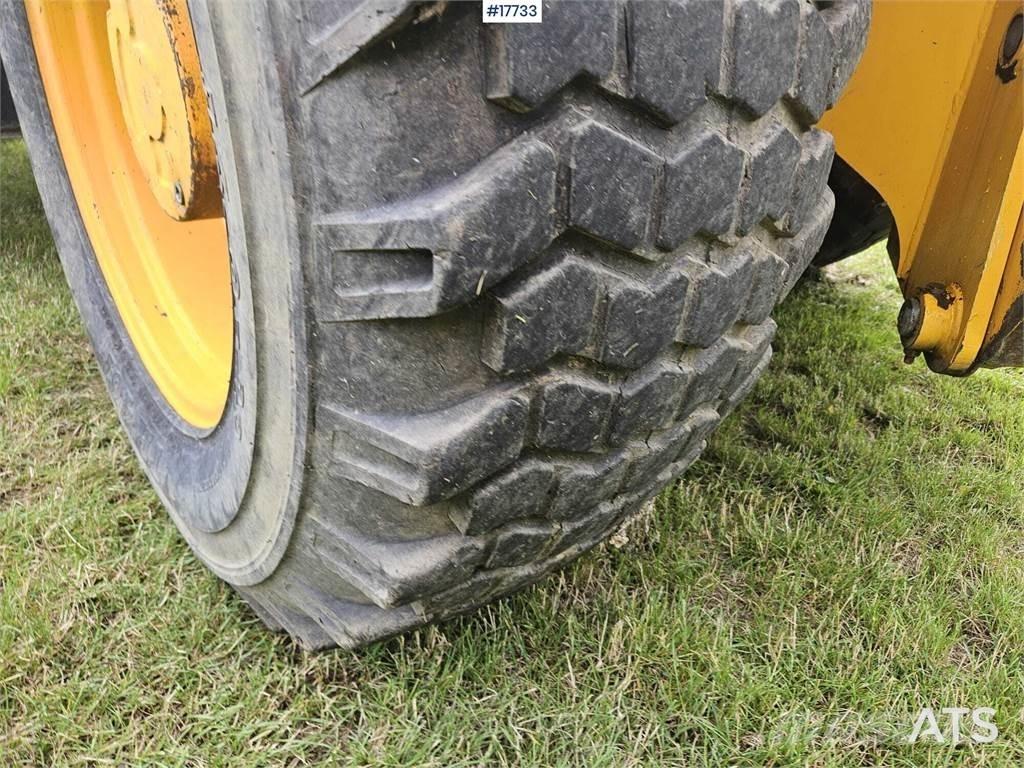 JCB 4CX Terne