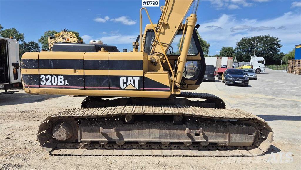 JCB JS 220 LONG Escavatori cingolati