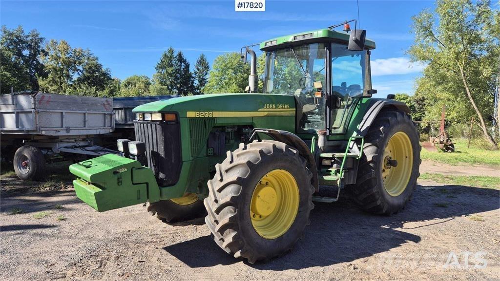 John Deere 8200 Trattori