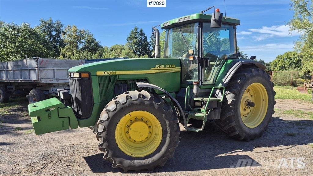 John Deere 8200 Trattori