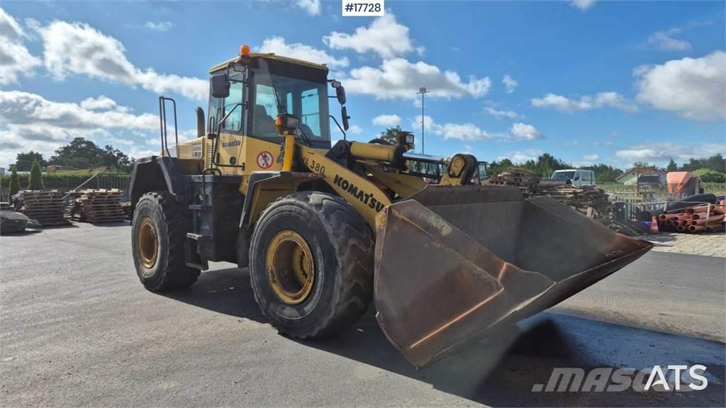 Komatsu WA380-5H Pale gommate