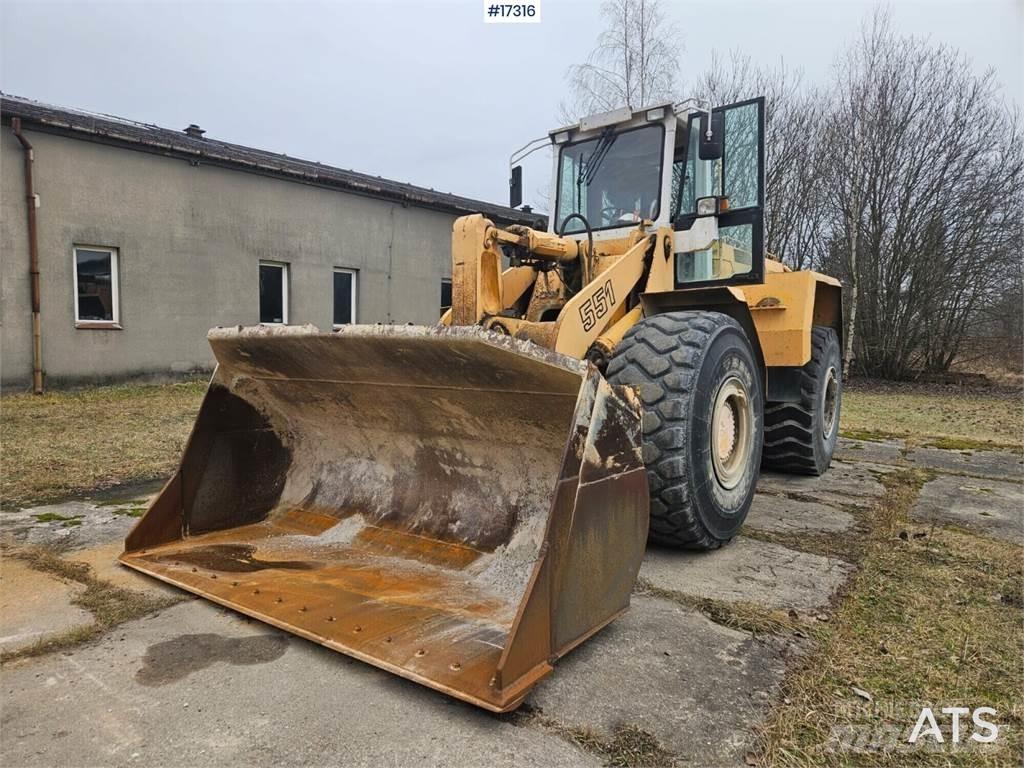 Liebherr L551 Pale gommate