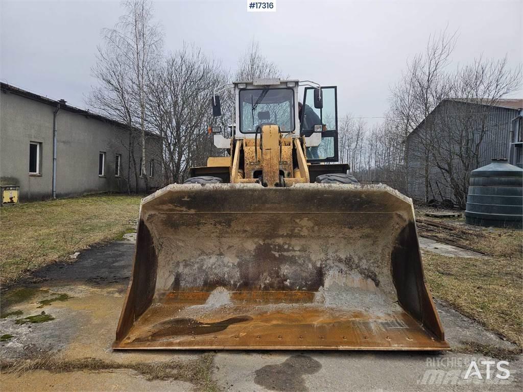 Liebherr L551 Pale gommate