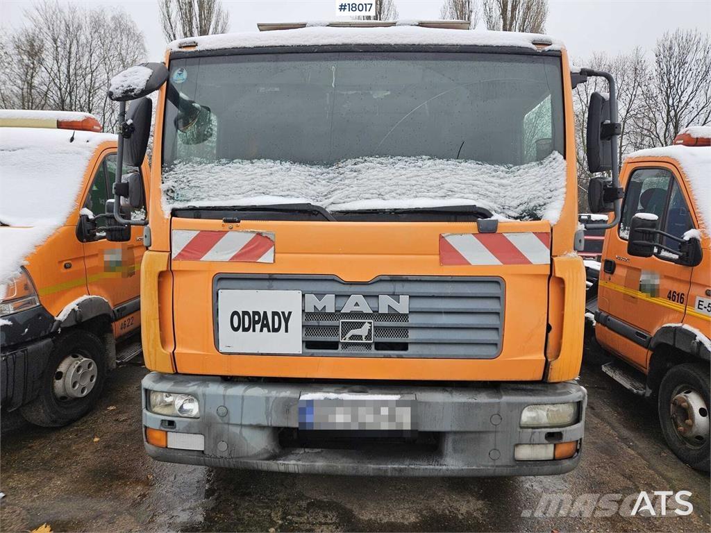 MAN TGL 12.180 Camion dei rifiuti