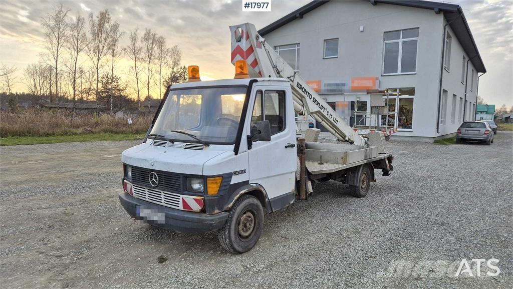 Mercedes-Benz 380D Autogru