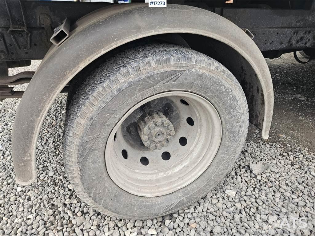 Nissan Cabstar Camion ribaltabili